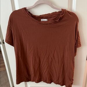 Mate Brown raw hem Top